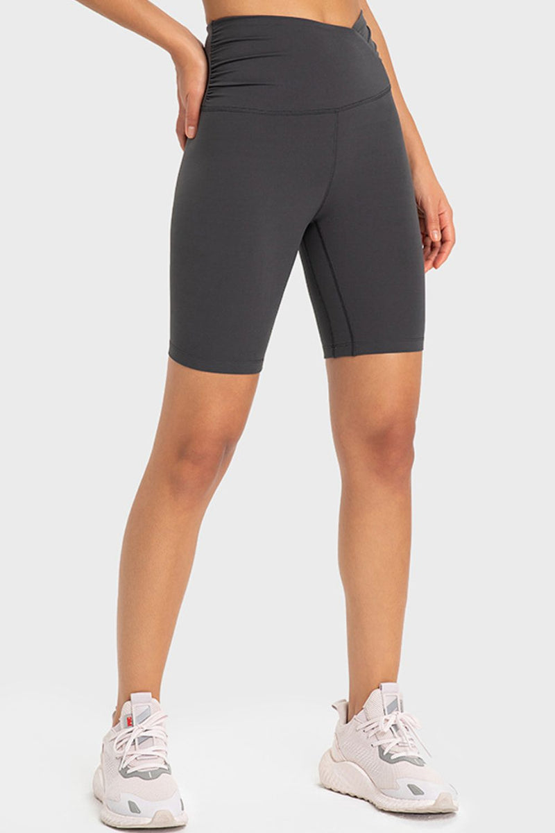 High Rise Shorts, V-Waist